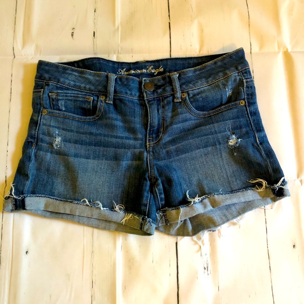 American eagle distressed shorts